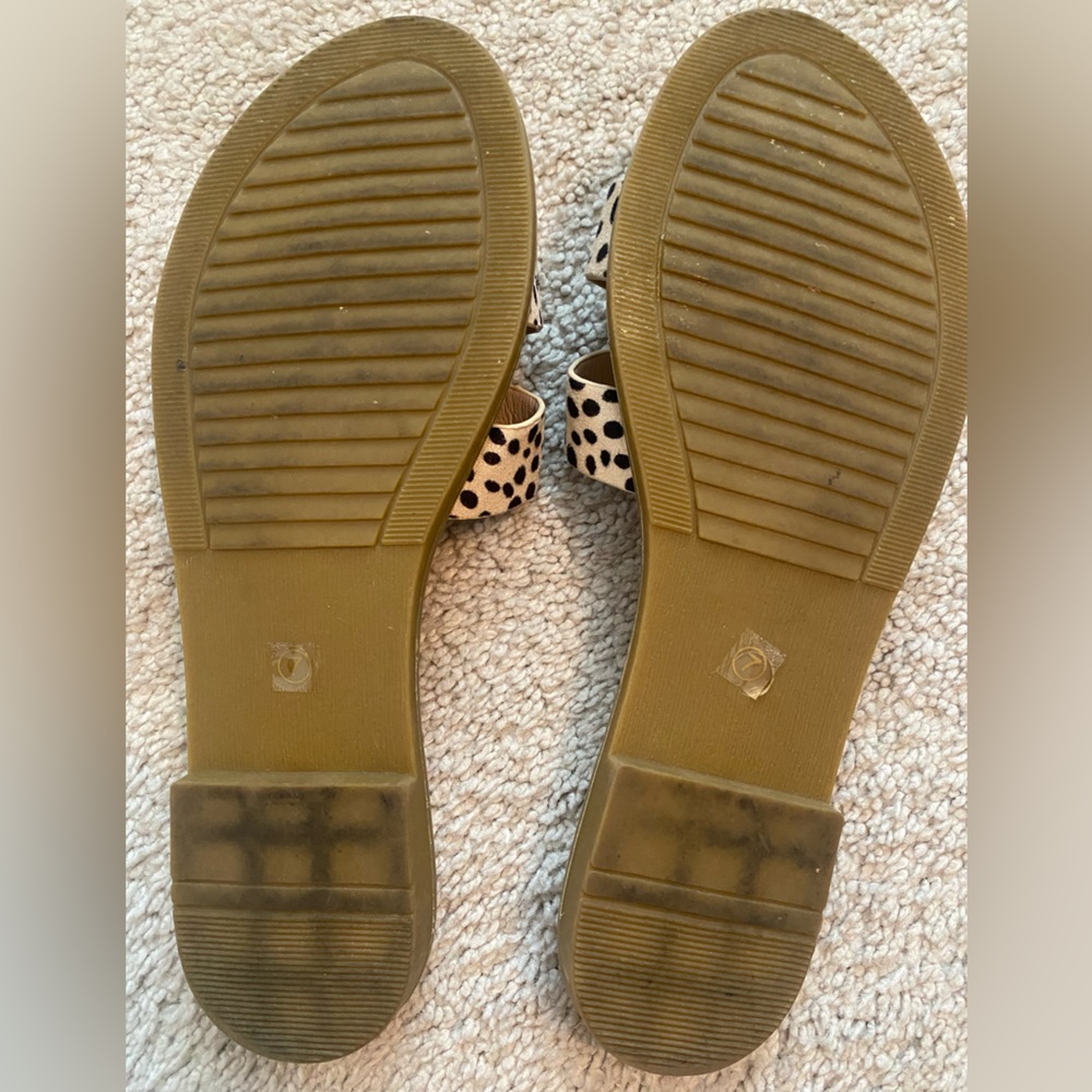 Sandals - Picture 4 of 4